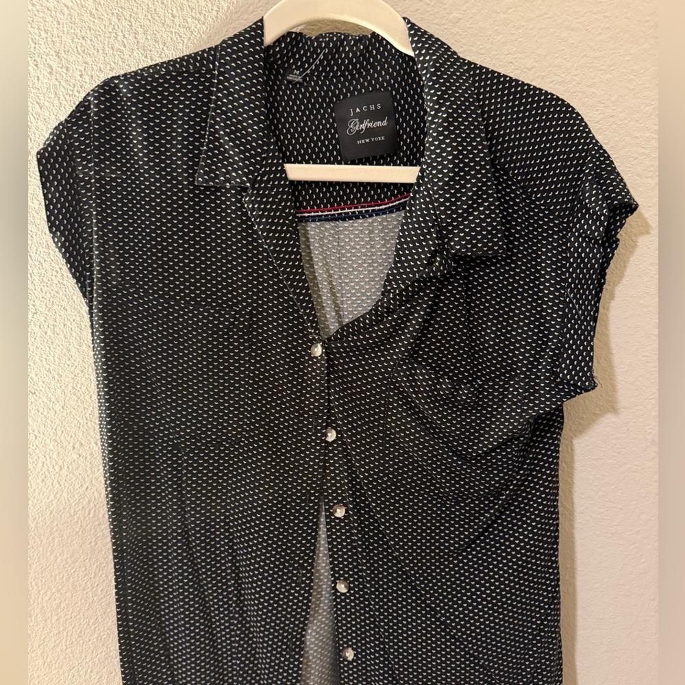Jachs Girlfriend Black and White Heart Casual Button Down Shirt